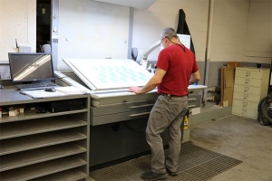 worker at finishing