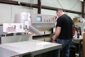 worker printshop